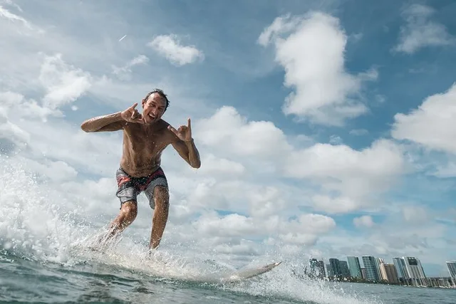 Honolulu Surf Lesson - Image 5