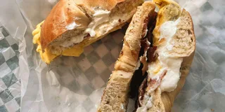 New York Food Tour with 6 Tastings