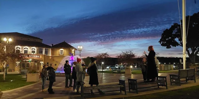 Lake Geneva Ghost Walk 1.5 hr - Image 1