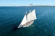 Traverse City Sailing Experience with Raptors thumbnail 4