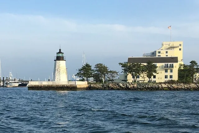 Newport Narragansett Bay Lighthouse Cruise 75 min - Image 4