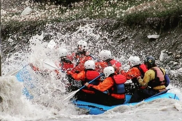 Kennicott Glacial Lake & River Raft - Image 4