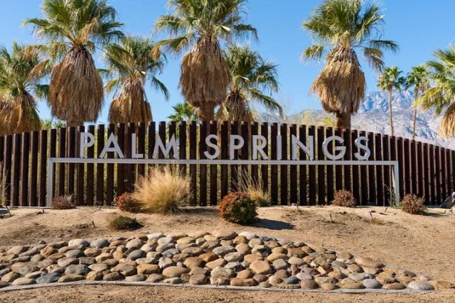 Los Angeles Palm Springs Private Tour - Image 1