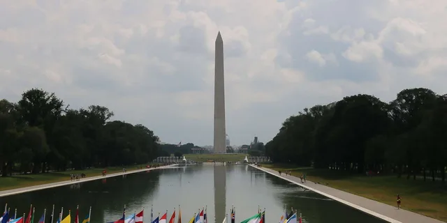Washington DC Day Trip from New York - Image 4