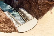 Las Vegas Hoover Dam Mercedes Sprinter Tour thumbnail 6