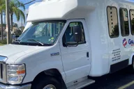 Orlando Shuttle Service to Disney Hotels thumbnail 2