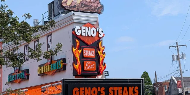 Philadelphia Food and Art Walking Tour - Image 6