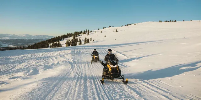 Jackson Hole Snowmobile Tour at Turpin Meadow - Image 2