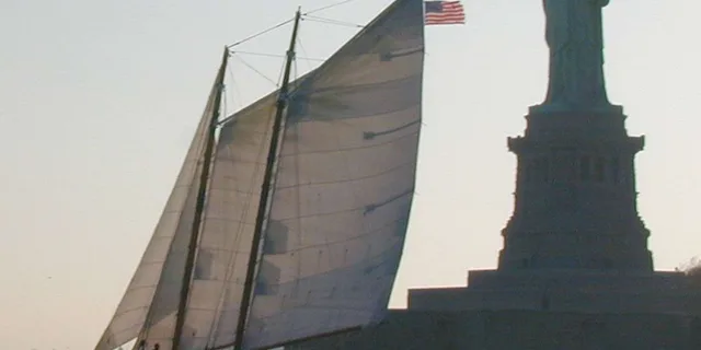 New York City Sailboat Cruise to the Statue of Liberty - Image 2