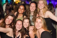 Miami Pub Crawl and Club Entry in Wynwood thumbnail 4