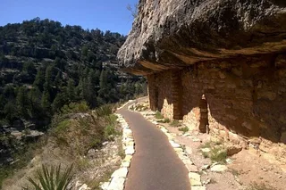 Phoenix Meteor Crater and Walnut Canyon Private Tour