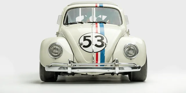Los Angeles Petersen Automotive Museum Tour - Image 5