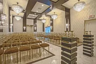 Las Vegas Wedding Package in Victorian Chapel 90 min thumbnail 5