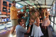 Nashville Party Bus Tour thumbnail 1