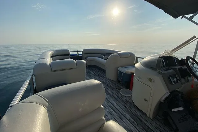 Fort Lauderdale Pontoon Boat Tour - Image 5
