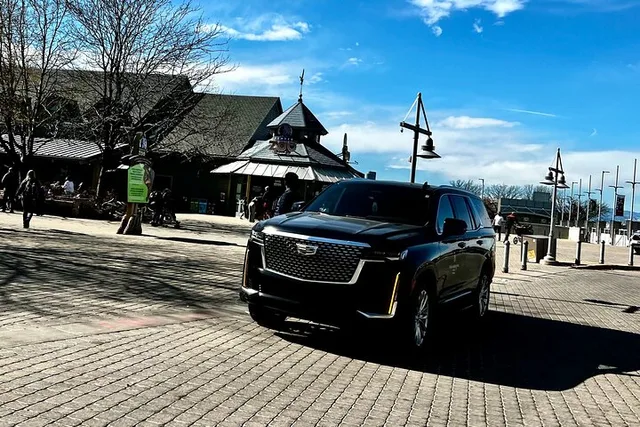 Denver Airport to Aspen Private Shuttle - Image 4