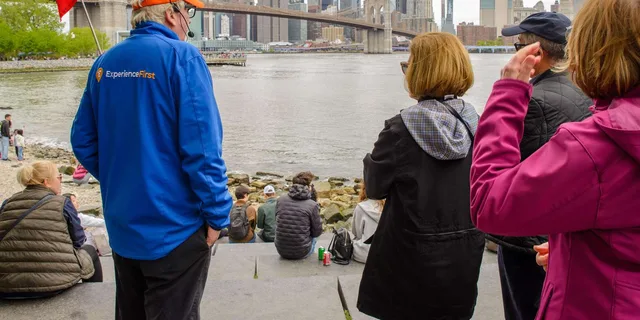 New York City Boroughs Sightseeing Bus Tour - Image 1