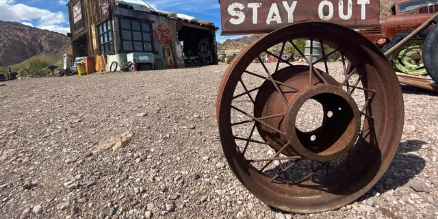 Las Vegas El Dorado Canyon Ghost Town and Gold Mine Tour 4 hr - Image 5