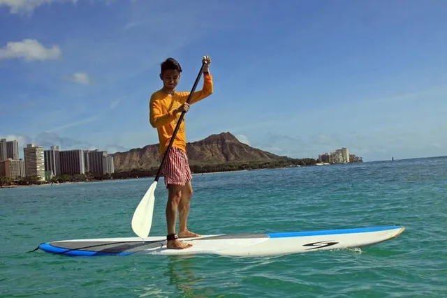 Waikiki Stand-Up Paddleboard Lesson - Image 3