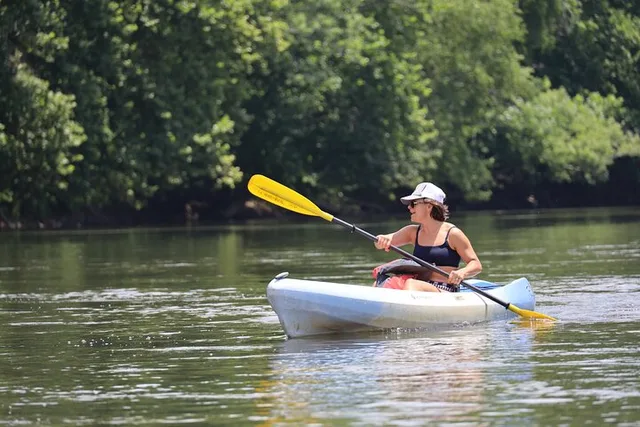 Asheville Self-Guided Kayaking by the Biltmore - Image 2