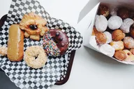 Portland Donut Walking Food Tour thumbnail 5