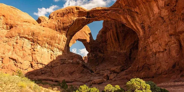 Moab Arches National Park Sunset Tour - Image 5