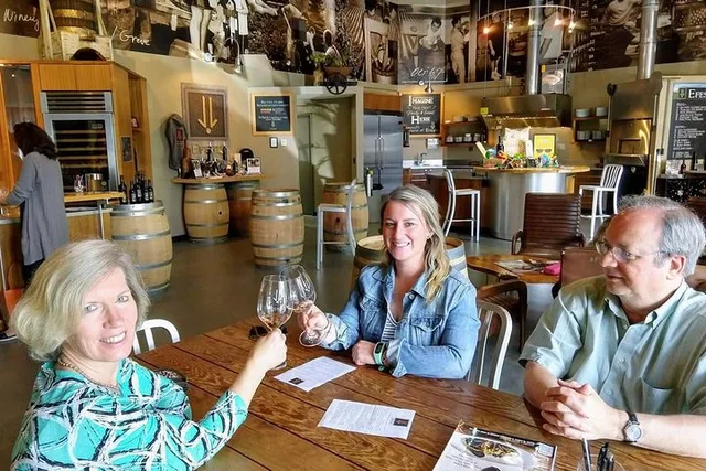 Seattle Wine and Waterfall Day Tour - Image 2