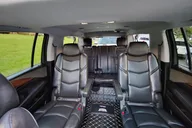 Honolulu Private Airport Transfer by SUV thumbnail 6