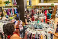 New York City Secondhand Shopping Tour thumbnail 1