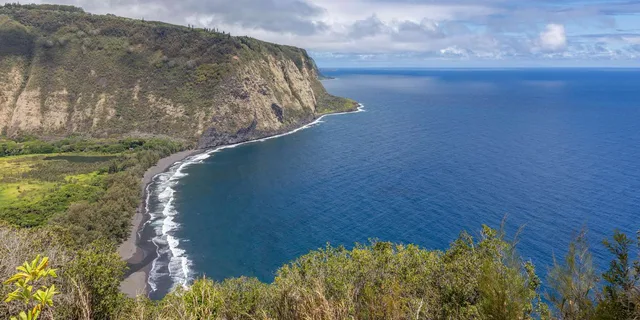 Big Island Waterfalls Tour - Image 6