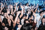 Las Vegas Club and Pool Party Experience thumbnail 6