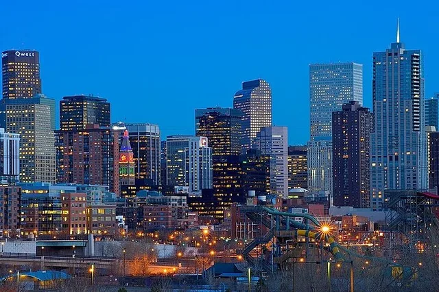 Denver City Private Airport Transfer - Image 3