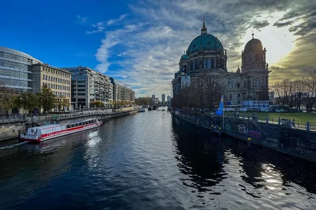 Berlin Private Tour East and West by Car - Image 1