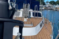 Honolulu Sailboat Charter thumbnail 2