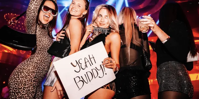 Las Vegas Club Crawl with Party Bus - Image 2