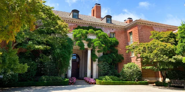 Woodside Filoli Historic House and Garden Tour 1 hr - Image 1