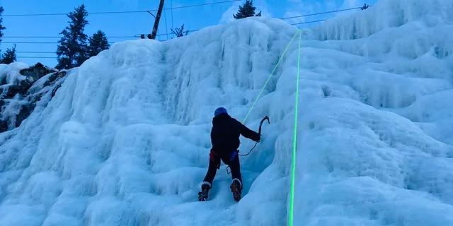 Seward Ice Climbing Adventure 4 hr - Image 5