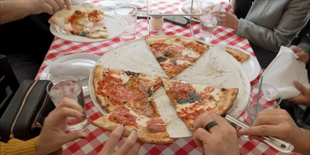 Brooklyn Food Tour in Dumbo and Heights 3 hr - Image 2