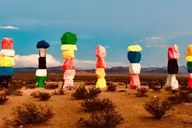Las Vegas Mojave Desert and Seven Magic Mountains Tour thumbnail 1