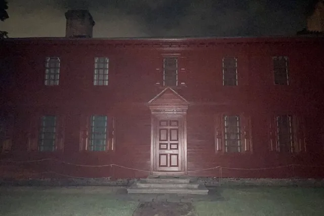 Williamsburg Murder Tour and Pub Crawl - Image 5