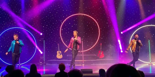 Branson Bee Gees Show Ticket 2 hr - Image 5