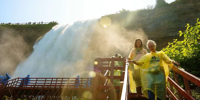 Niagara Falls Cave of the Winds & Maid of the Mist Tour - Image 4
