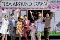 New York City Tea Bus Tour with Live Entertainment thumbnail 4