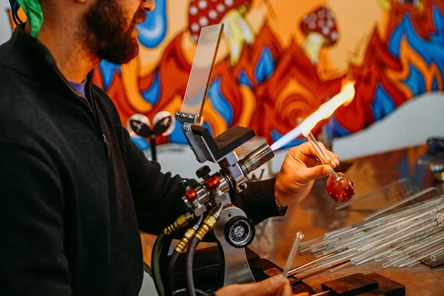 Portland Glass Blowing Class - Image 2