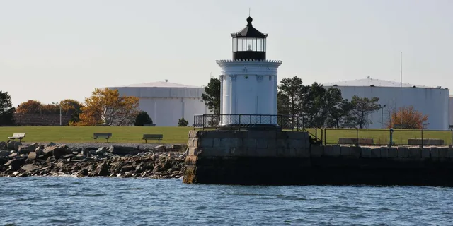 Portland Sightseeing Cruise to Portland Head Light 1 hr - Image 5