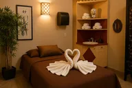 Las Vegas Hot Stone Body Massage with Private Sauna thumbnail 3