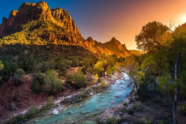 Zion, Bryce, and Antelope Canyon 3-Day Tour - Image 6