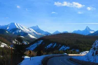 Glacier National Park Snowshoe and Driving Tour thumbnail 4