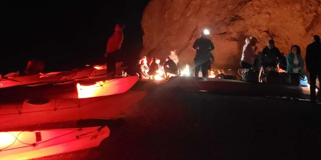Las Vegas Black Canyon Kayak Tour at Twilight - Image 2