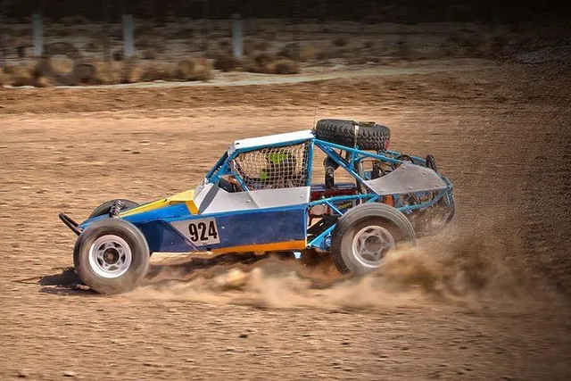 Las Vegas Off-Road Racing and Shooting Experience - Image 4